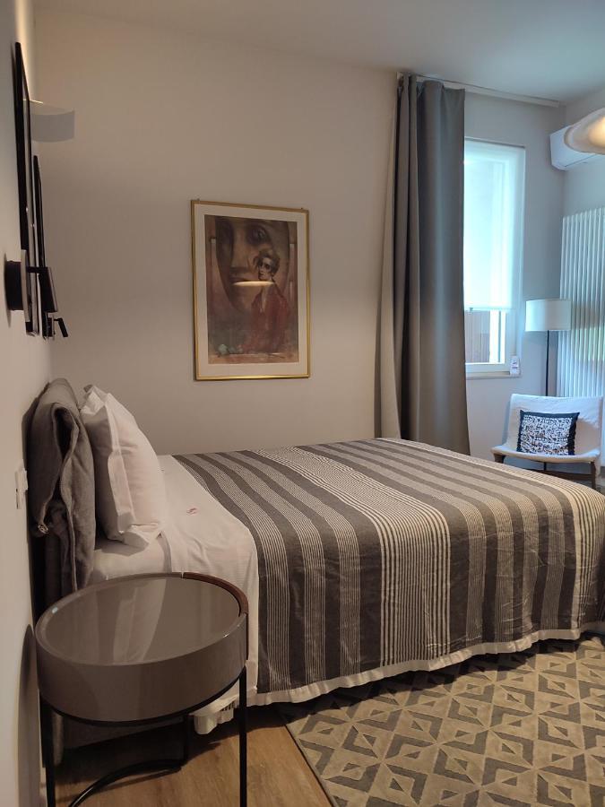 Nuova Porta Dei Musicisti - Locazione Turistica Hotel Verona Exterior foto